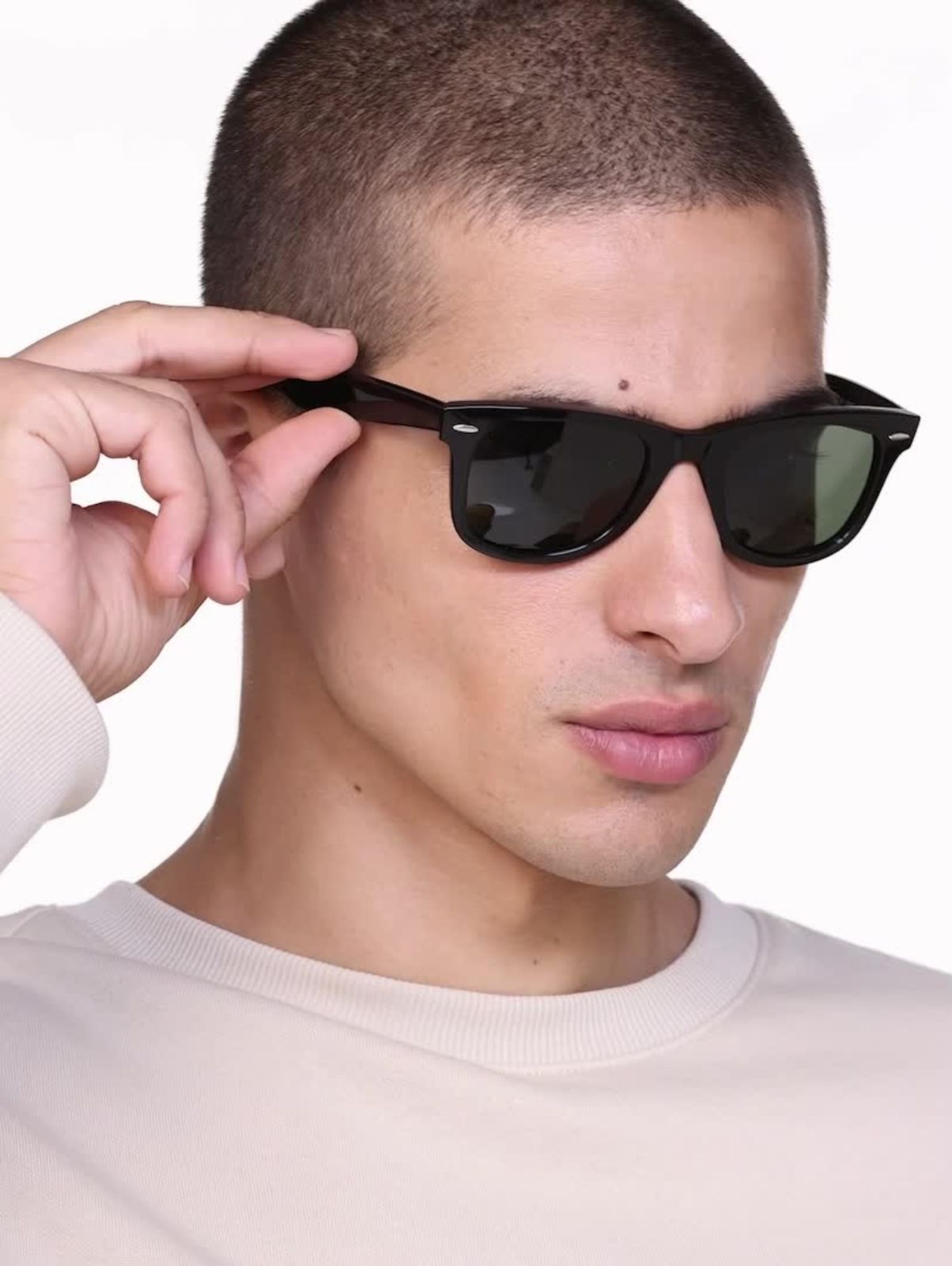 Reloj Curren 8363 + Gafas Wayfarer Negra